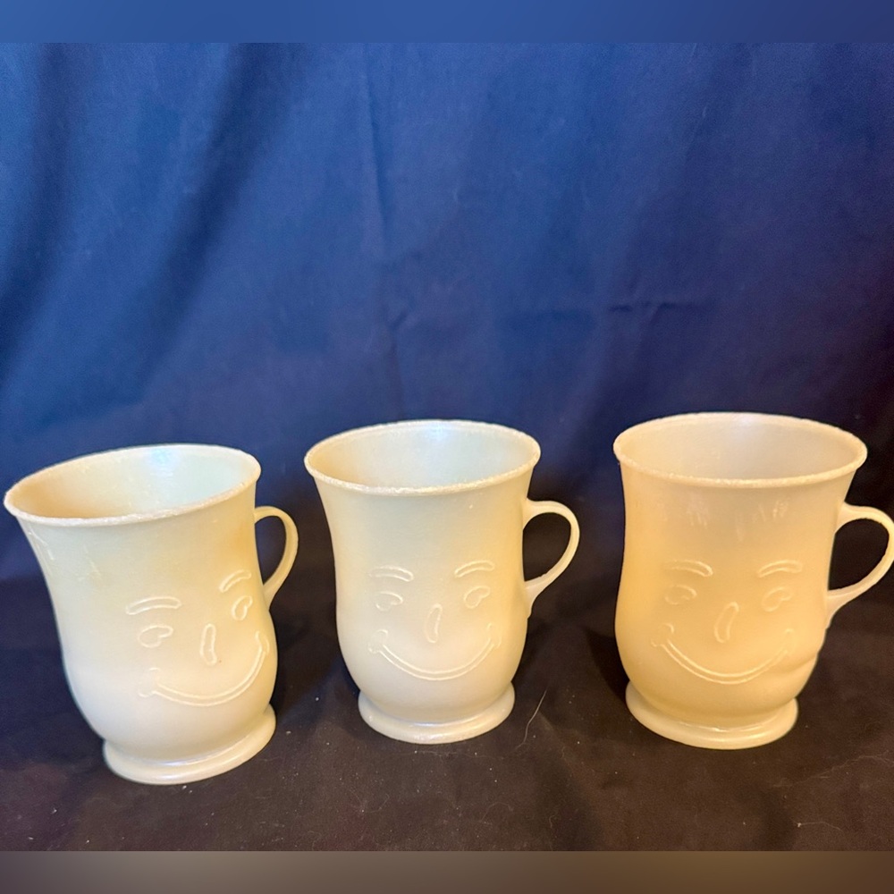 Set of Three These are vintage 1980's Kool-Aid Man plastic cups.